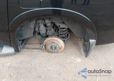 2015 Nissan Armada Platinum z USA, uszkodzony, nr VIN 5N1BA0NE7FN620670